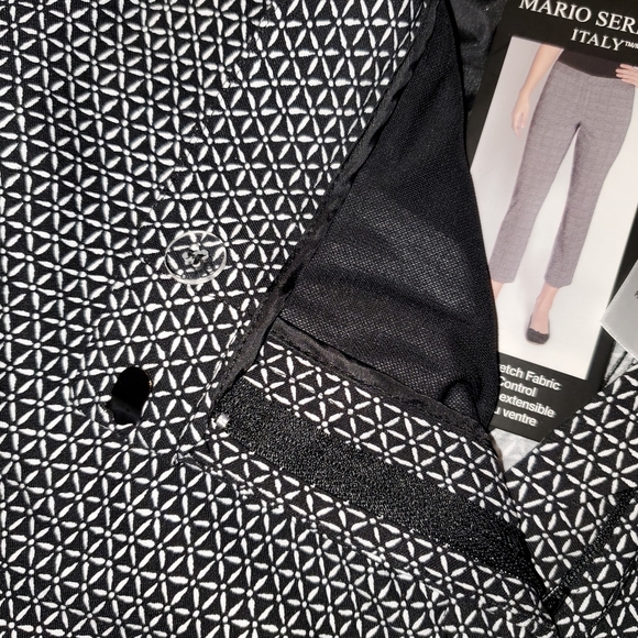 Made in Italy Women's Capri Dress Pant - Picture 4 of 4